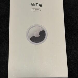 Apple AirTag 4-Pack — White/Silver Accents